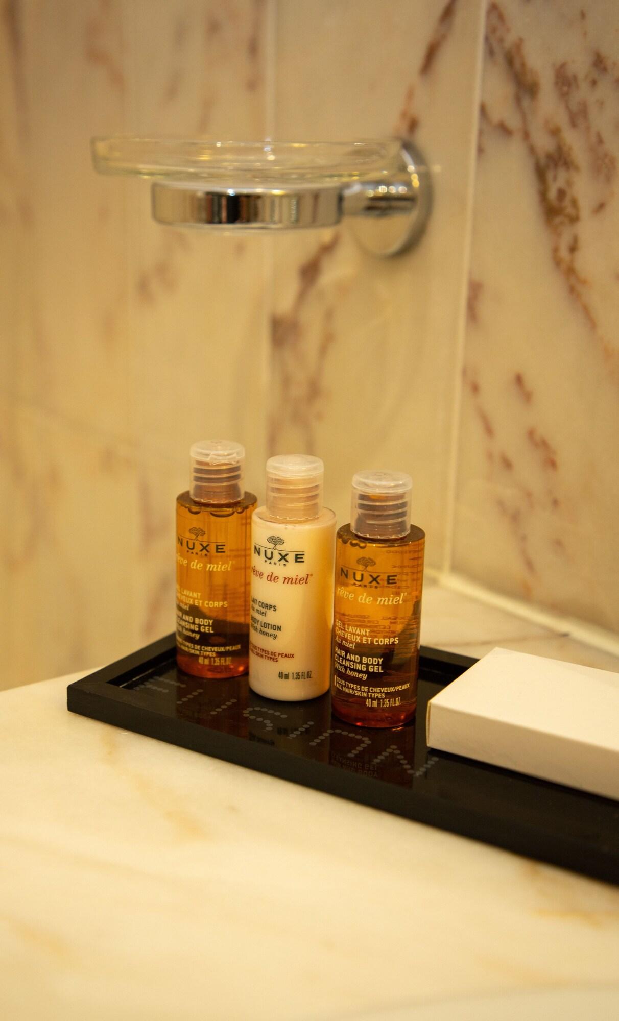 Hotel Mermoz Toulouse Bagian luar foto