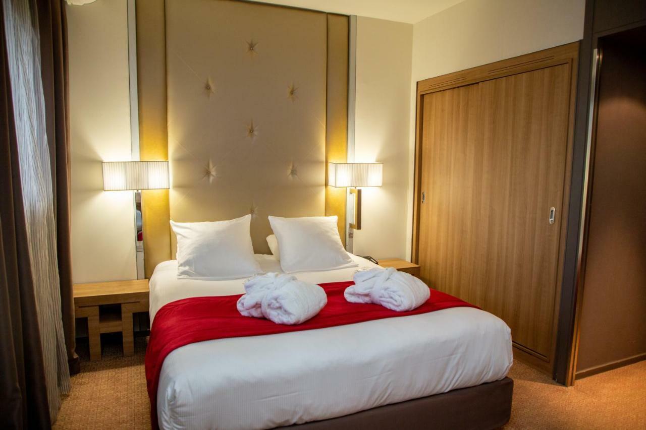 Hotel Mermoz Toulouse Bagian luar foto
